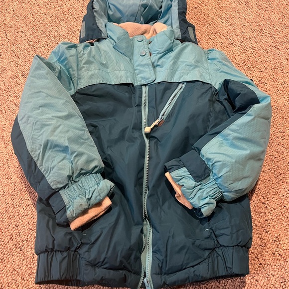 Girls winter jacket ❄️ ⛄️ - Picture 2 of 6